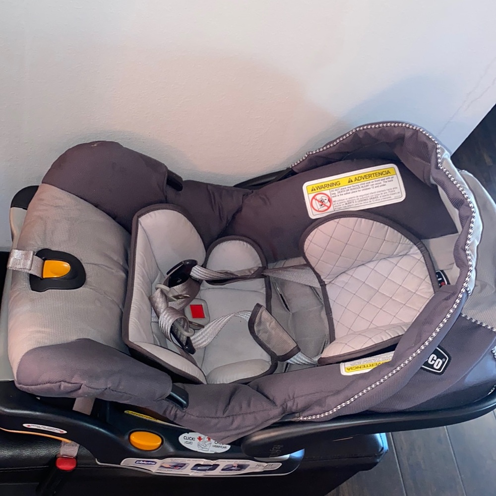 Car seat with caddy (Chico)